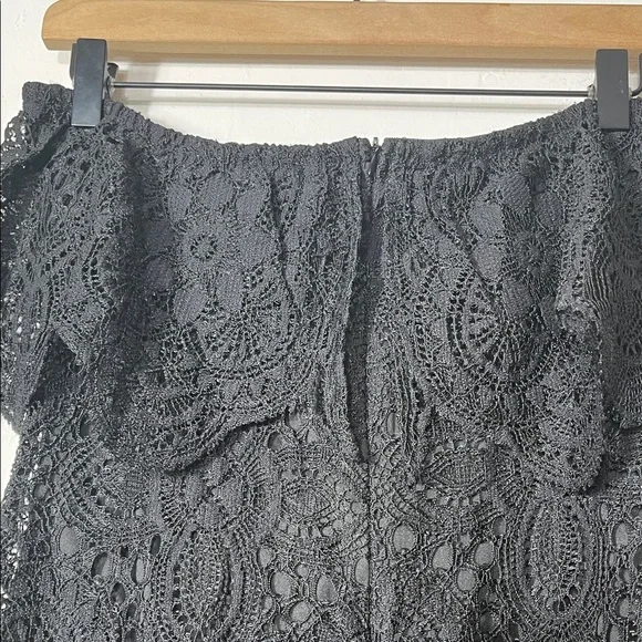 BB Dakota Elegant Black Strapless Lace Dress - Picture 7 of 10